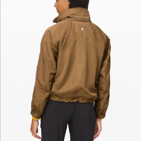 Lululemon always effortless jacket frontier 2 in EUC - Picture 10 of 15